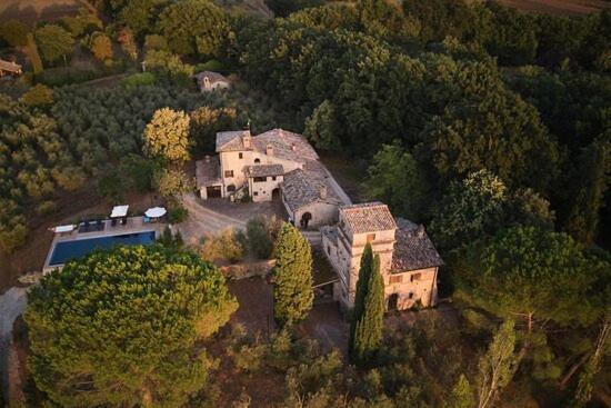 Casale Alessandri Massa Martana Buitenkant foto
